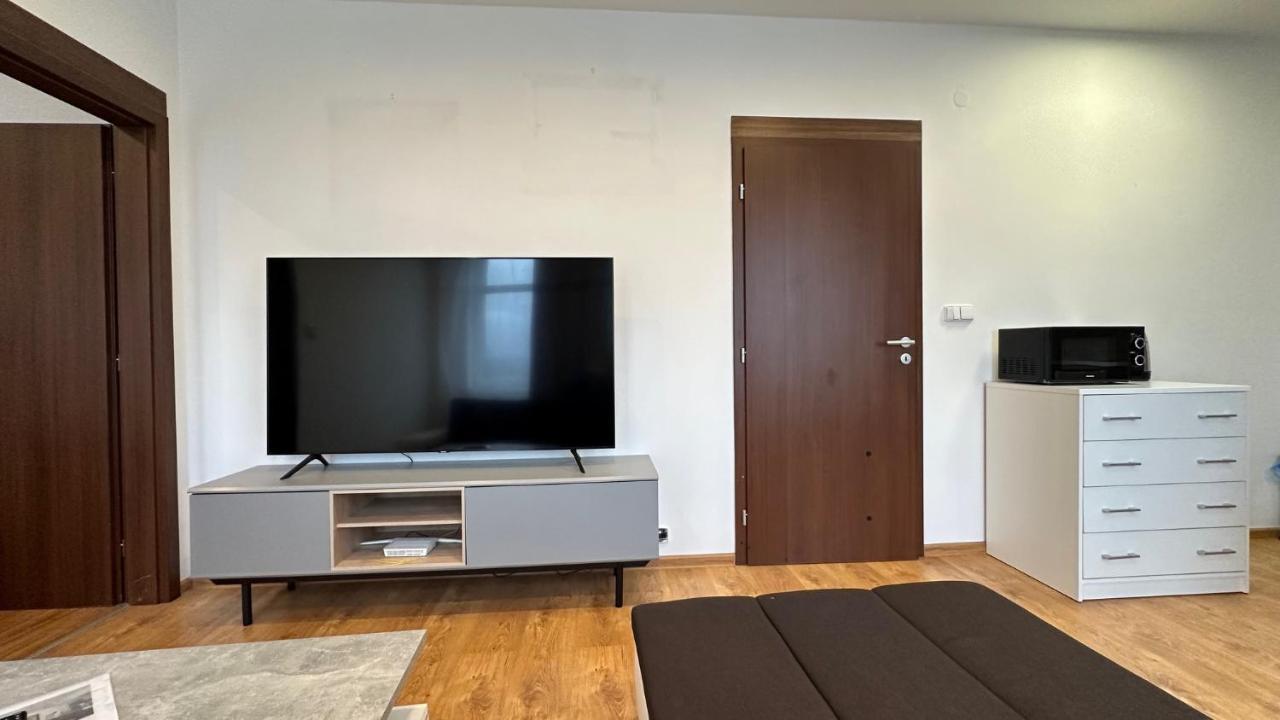 2 Room Apartment - Apartmany Chopok Liptovsky Mikulas Exterior photo