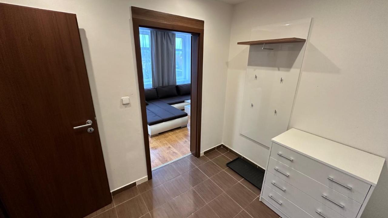 2 Room Apartment - Apartmany Chopok Liptovsky Mikulas Exterior photo